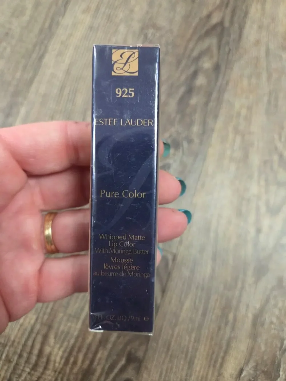 Estee Lauder Pure Color Whipped Matte Lip Color 925 Social Whirl Lipstick